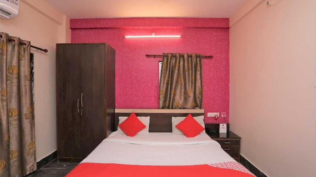 Oyo Royal Ruby Enclave Hotell Puri Exteriör bild